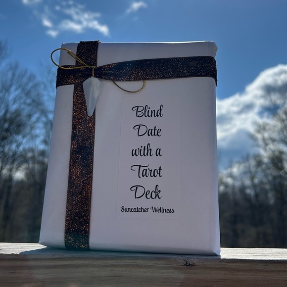 Blind Date with a Tarot Deck - Brown Ribbon - Picture 1 of 1